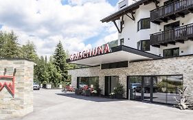 Heart Hotel Grischuna